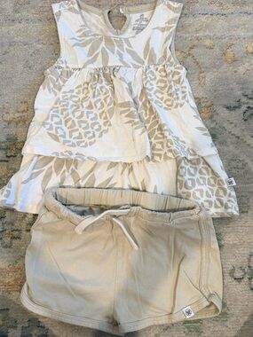 The Honest Company Beige Pineapple Tiered Tank & Shorts Set